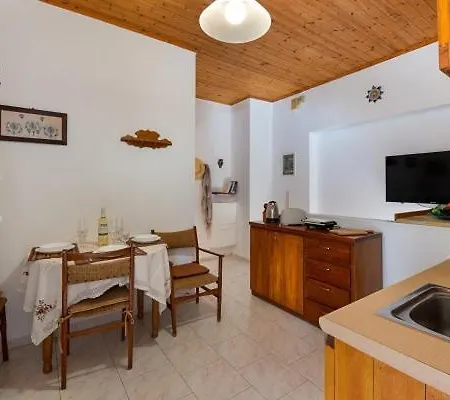 Alekos House Apartment