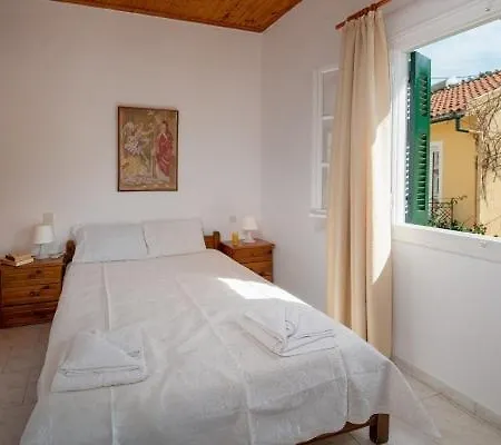 Alekos House Apartment