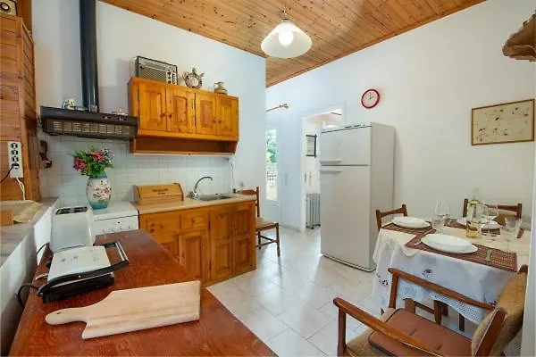 Alekos House *
